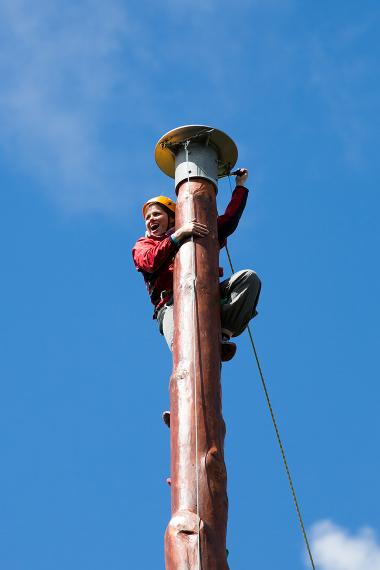 rold skovadventure climbingpole-2013-03